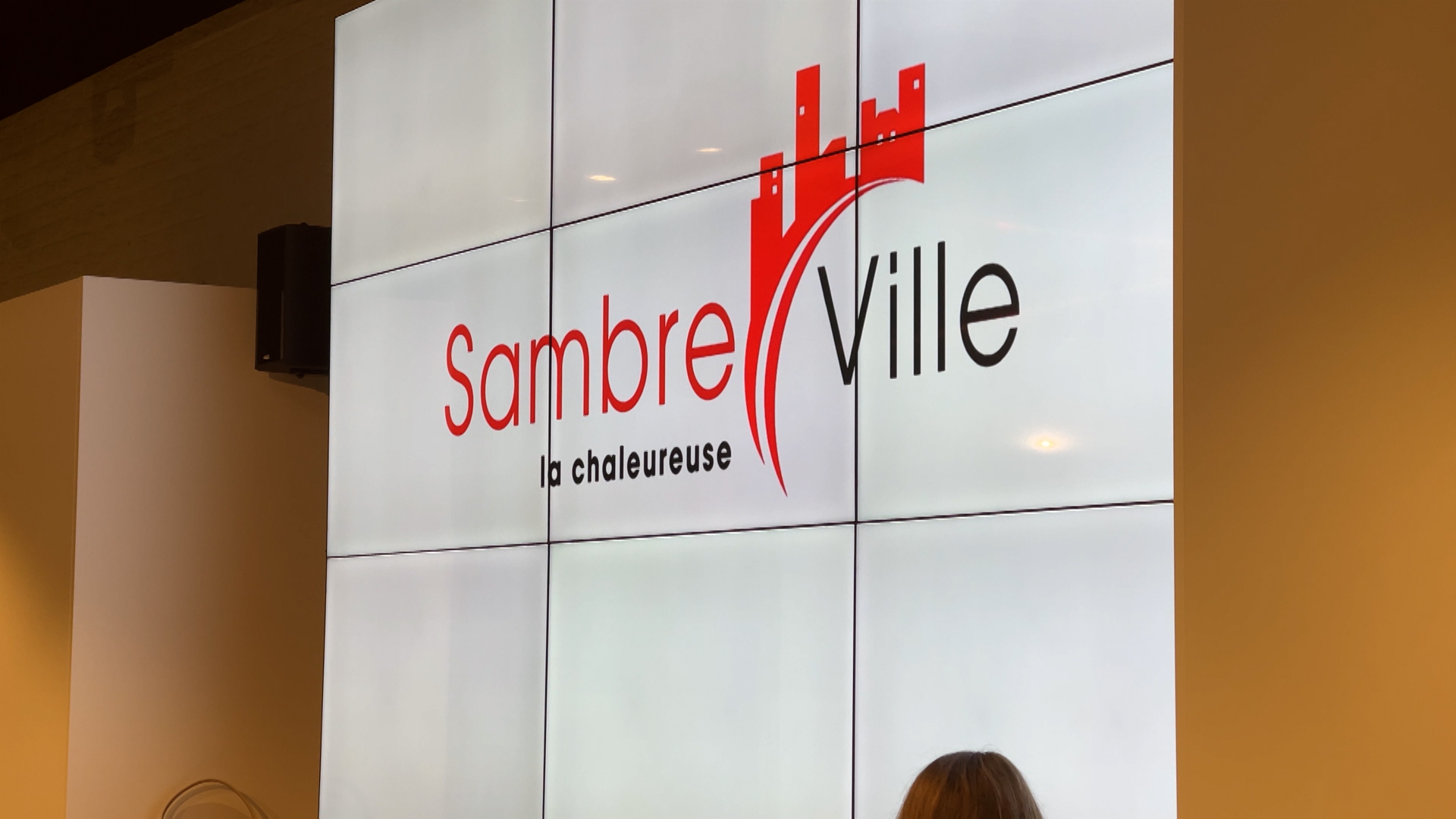 Entre taxes et main tendue, le Conseil communal de Sambreville reste très animé