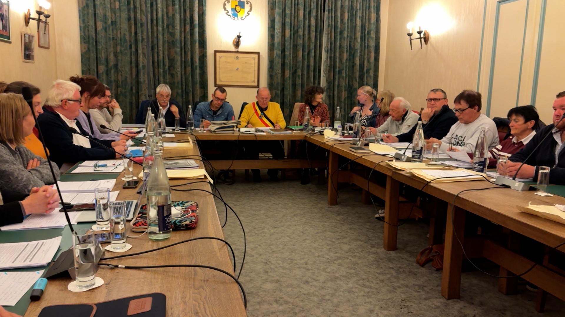 Budget communal 2026 : Couvin mise sur l’équilibre et des investissements ciblés