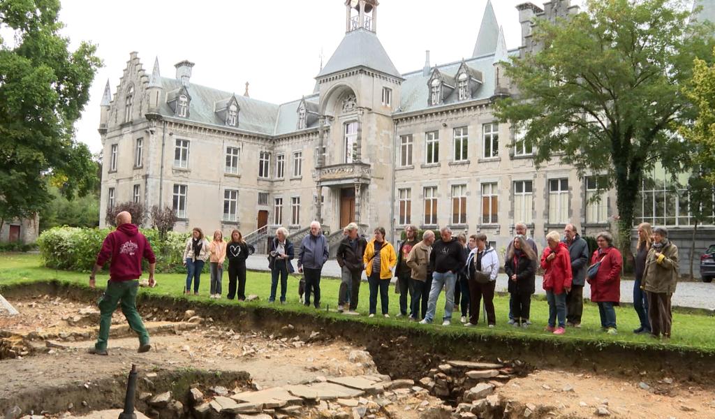 Belle affluence pour la visite guidée du château de Gesves