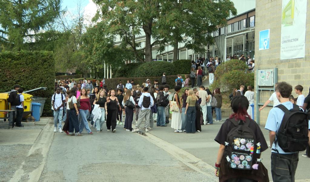 Plein Cadre: la réforme de l'enseignement qualifiant