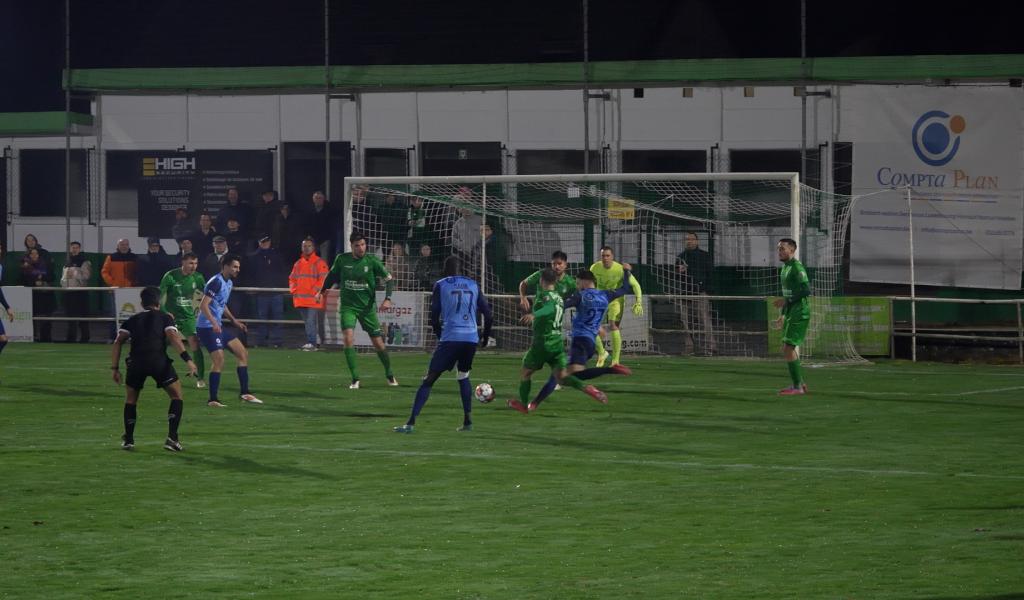 D1 acff : Meux chute sur l'obstacle rochefortois