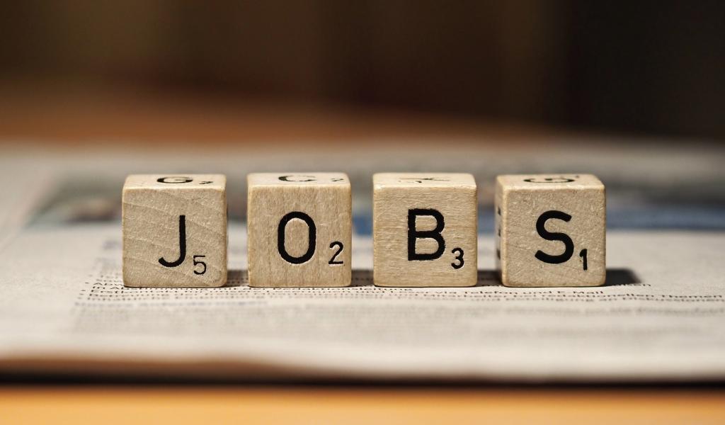 La fin des APE adoptée en première lecture : le secteur socio-culturel dans l’incertitude