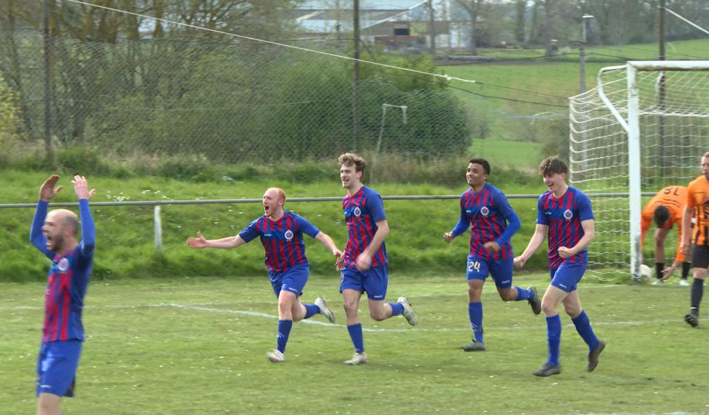 Provinciale 4 B : Gesves, déjà champion, profite de son titre sur la pelouse de Bonneville mais ne gagne pas