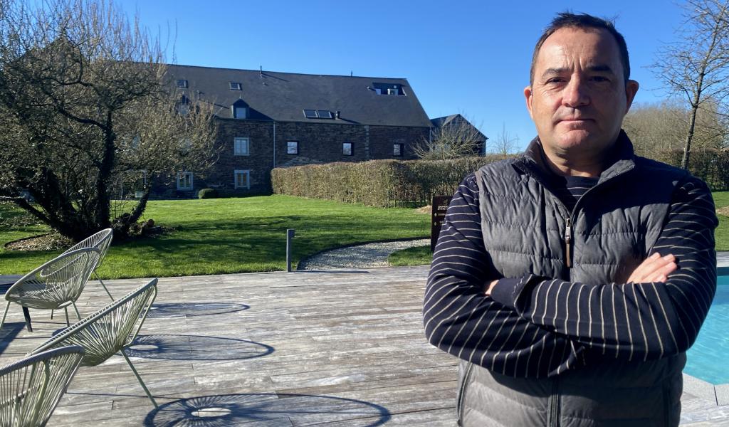 Christophe, hôtelier d'Ohey a décidé de passer son établissement en "adult only"