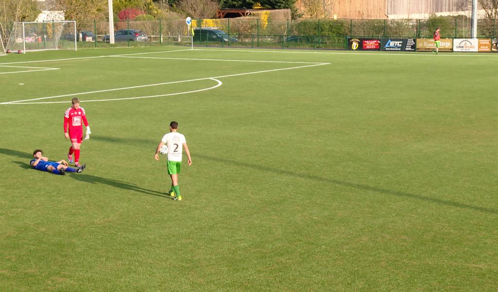 P1 : Pas de vainqueur dans le choc entre Nismes et Grand-Leez