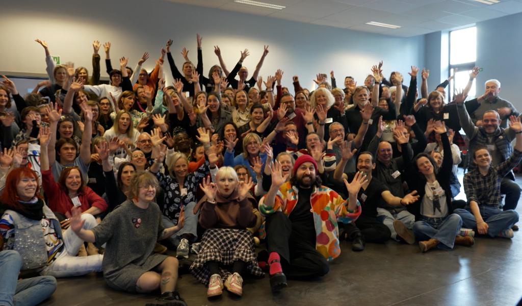 Arkane rencontre sa marraine, Alice on the roof !