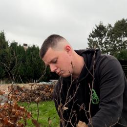 L'accent: portraits de deux jeunes qui se sont illustrés aux Startech's Days