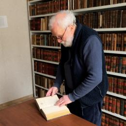 Bernard Nain, une vie consacrée aux archives