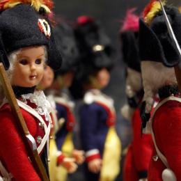 "Poupées en marche" , un patrimoine à hauteur d'enfants