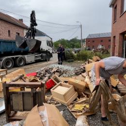Inondations: quand l'eau ravage son outil de travail