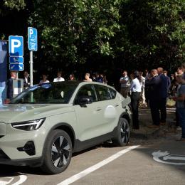 Mobilité: nouvelles bornes de recharges publiques inaugurées à Namur