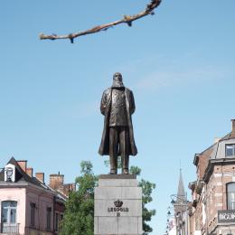 La statue du Roi Léopold II est restaurée