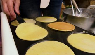 Chandeleur - La coopérative CoopESEM vous propose de faire sauter les crêpes de manière solidaire
