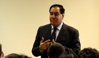 Un palestinien militant pour la paix à l'Athénée de Jambes