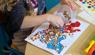 Carnaval à l'école: un moment haut en couleur avant le grand jour de fête
