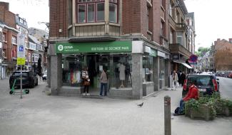Nouvelle vitrine pour Oxfam-Magasins du Monde