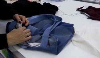 Seconde main: un projet d'upcycling pour redonner vie aux vêtements