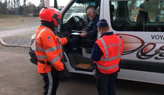 L'expresso : sécurité routière, football et hockey