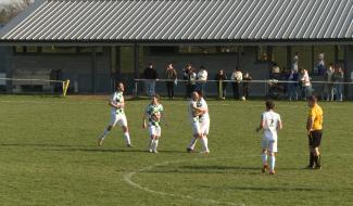 Provinciale 4 : Pesche sacré champion après son festival face à Florennes B