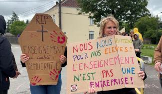 À Philippeville, les enseignants des deux écoles se mobilisent avant le vote sur l’enseignement