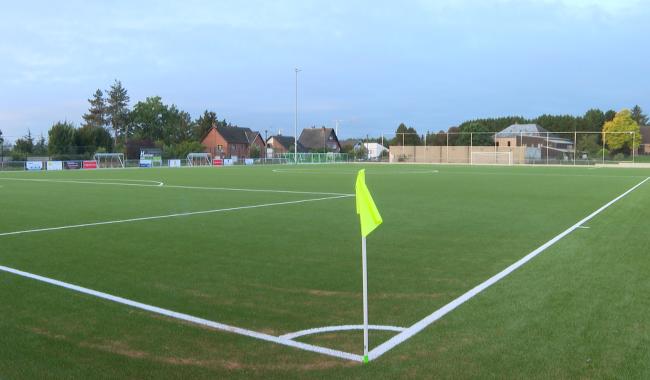 Le terrain synthétique de Philippeville enfin inauguré !