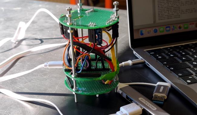 L'Accent - Les élèves de Florennes se lancent dans l'aventure spatiale avec CanSat