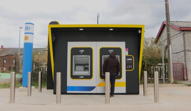 Retour d'un distributeur de billets à Mariembourg : une bonne nouvelle pour les habitants