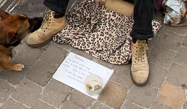 Comment enrayer la pauvreté et le sans-abrisme ?