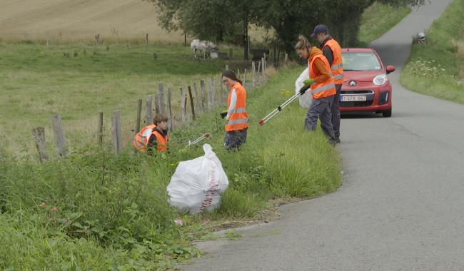 Eté solidaire Des jeunes de Fosses-la-ville réalisent une fresque