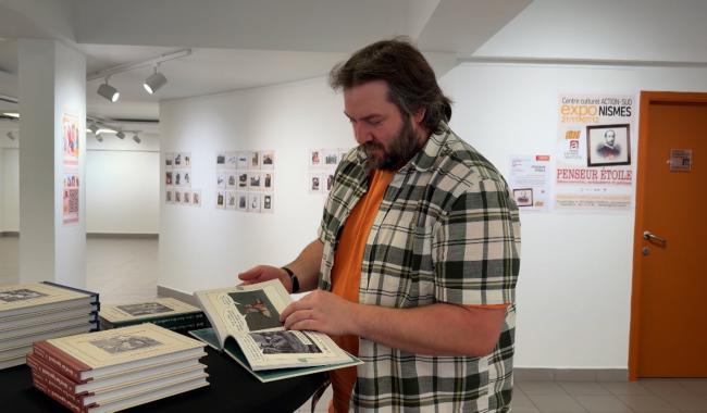 L'univers satirique de Penseur Étoile à Action-Sud