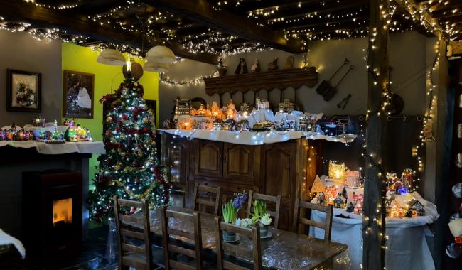 Philippeville - Plus de 140 maisonnettes illuminent chaque hiver une maison à Fagnolle