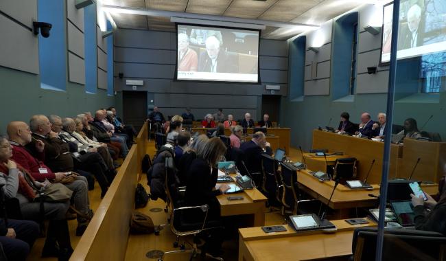 Des citoyens réclament  l'interdiction des pesticides de synthèse