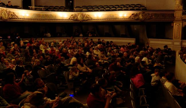 Le Festival Chants Sons émerveille les jeunes enfants à Namur