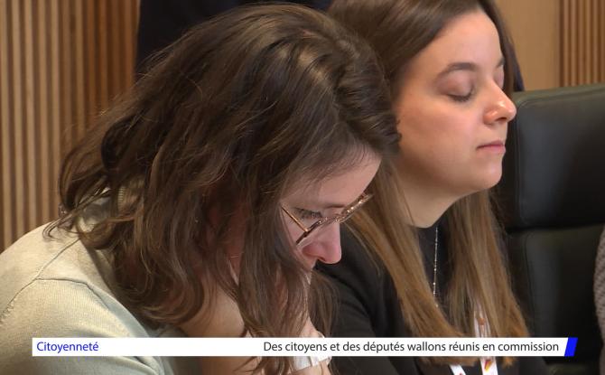 Des citoyens et des députés wallons réunis pour la première fois en commission au parlement