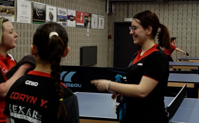 Ascenseur direct vers la Nationale 1 pour les dames de Somzée !