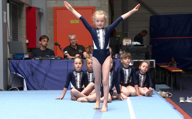 Stress, grâce et souplesse pour de toutes jeunes gymnastes namuroises