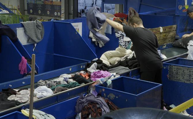 Bulles à vêtements: que deviennent vos textiles collectés?