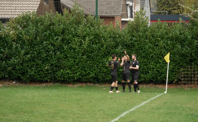 P3 B : Sclayn s’impose face aux jeunes Grand-Leeziens et reste en tête de la série