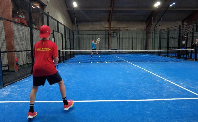 Les jeunes pépites du padel belge s'entraînent au club de Géronsart