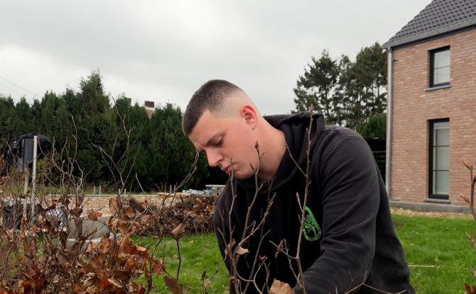 L'accent: portraits de deux jeunes qui se sont illustrés aux Startech's Days