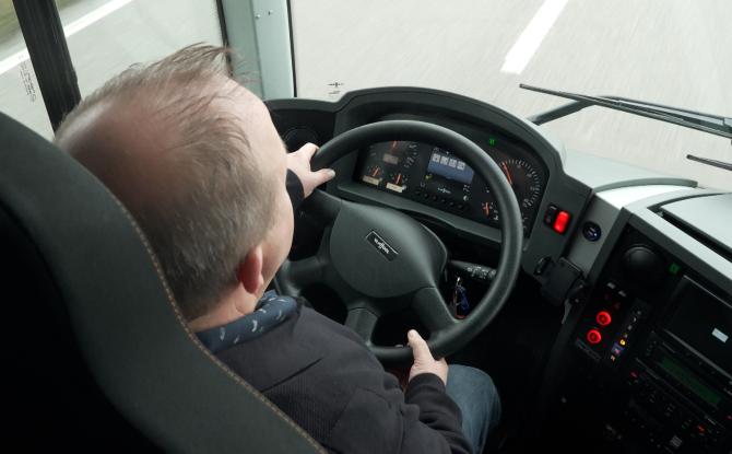 Devenez chauffeur de bus ou d'autocar : le secteur compte 530 postes vacants