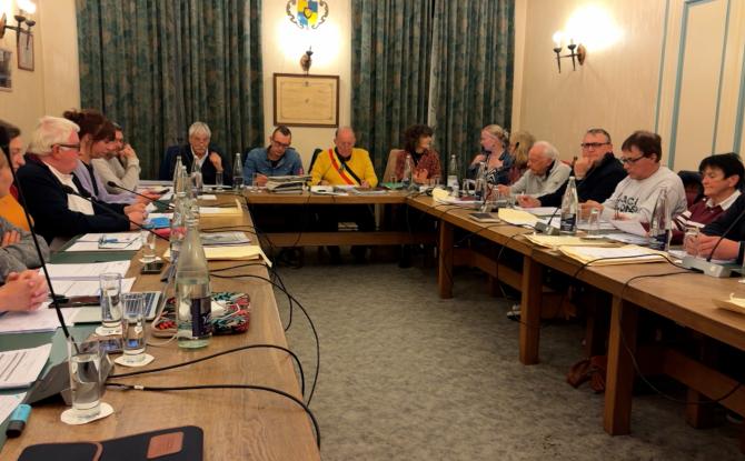 Budget communal 2026 : Couvin mise sur l’équilibre et des investissements ciblés