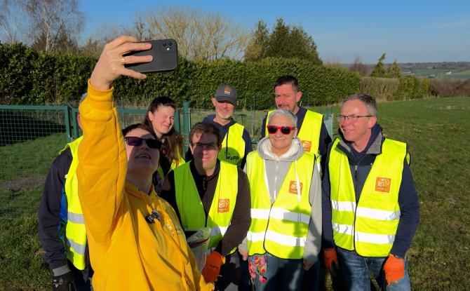 À Cerfontaine, depuis plus de 7 ans, les Ambassad’Heure traquent les déchets dans la nature