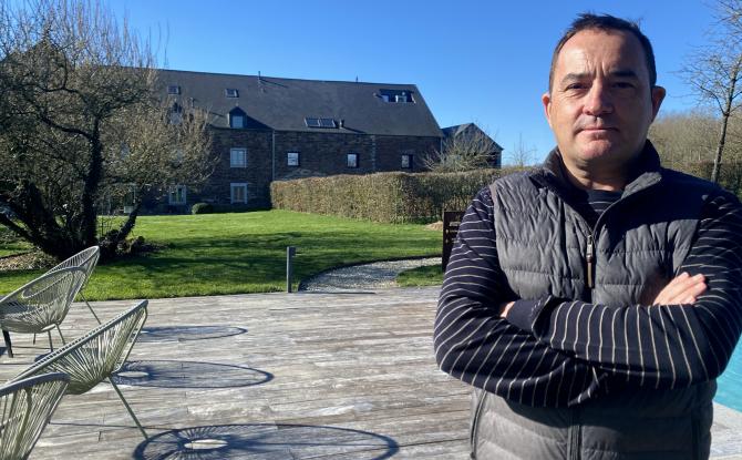 Christophe, hôtelier d'Ohey a décidé de passer son établissement en "adult only"