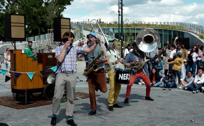 Festival des arts forains: Namur en Mai fête ses 30 ans!