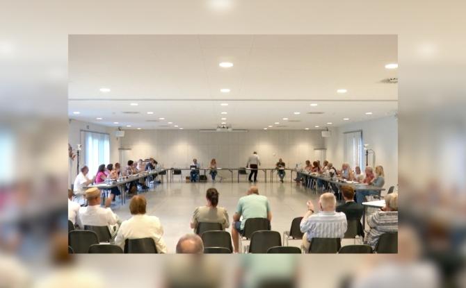 Jemeppe-sur-Sambre: le bourgmestre "poignardé dans le dos" démissionne